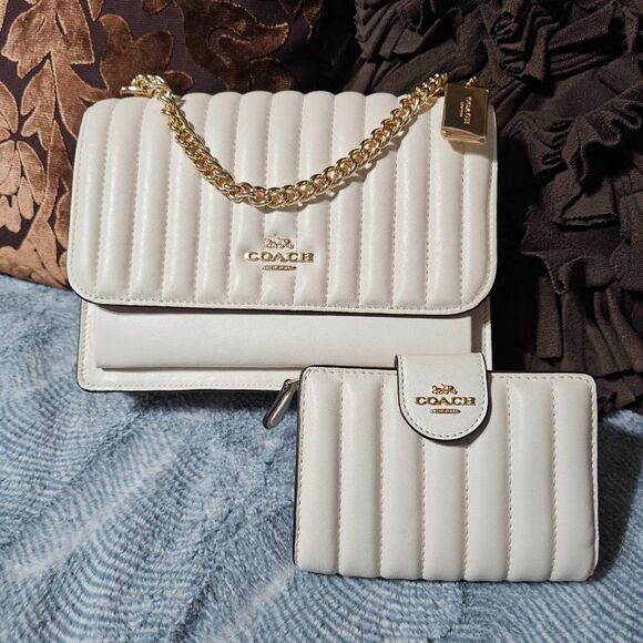 Coach Medium Corner Zip wallet with linear quilting in white nappa leather - Picture 6 of 6